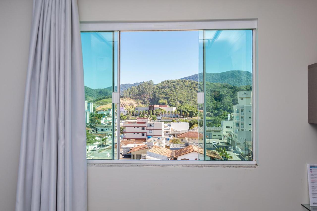 Nilmare Apartamentos e Suites para suas Férias Itapema Exterior foto